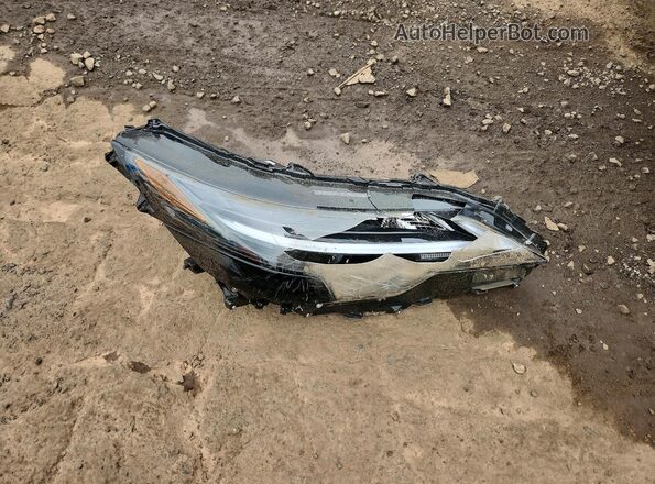 2T2BBMCA4TC121568 2026 LEXUS RX Silver Widok komory silnika