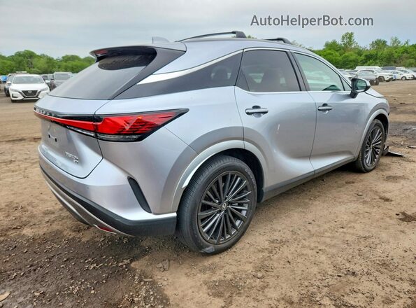 2T2BBMCA4TC121568 2026 LEXUS RX Silver Tył prawy