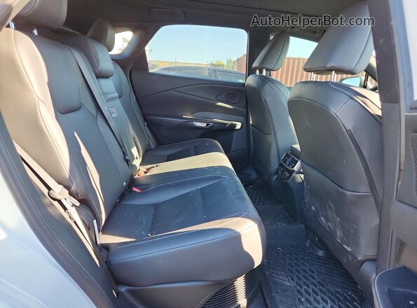 2T2BBMCA8PC014870 2023 LEXUS RX White Vista interior trasera