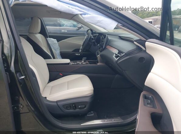 2T2BBMCA8TC132234 2026 LEXUS RX 350H Green Widok wnętrza z przodu