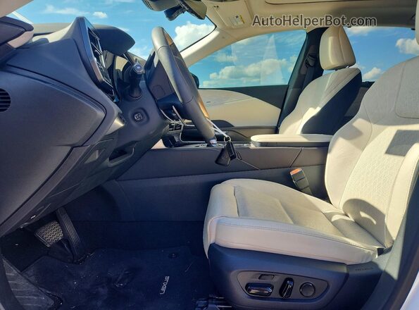 2T2BBMCA9RC054250 2024 LEXUS RX White Vista interior delantera