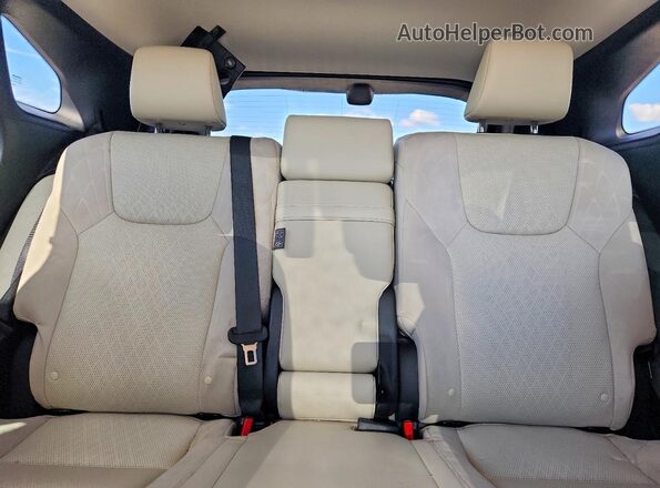 2T2BBMCA9RC054250 2024 LEXUS RX White Vista de los asientos traseros