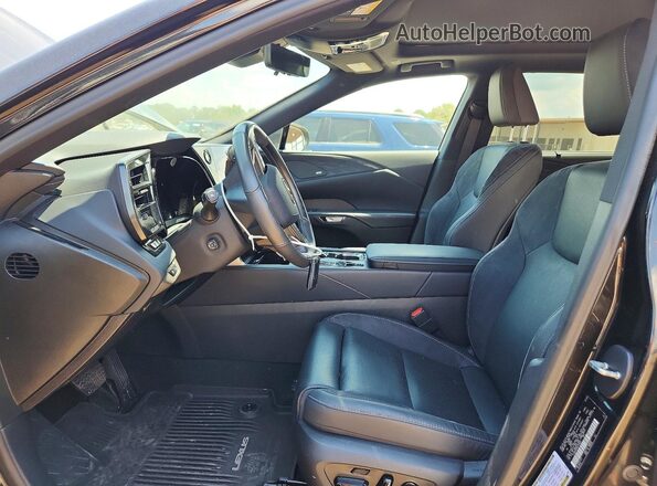 2T2BBMCAXRC036047 2024 LEXUS RX Black წინა სალონის ხედი
