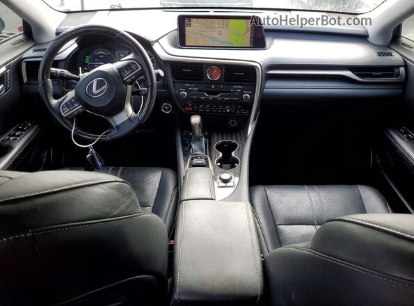2T2BGMCA1HC010243 2017 LEXUS RX Серебряный Вид панели приборов