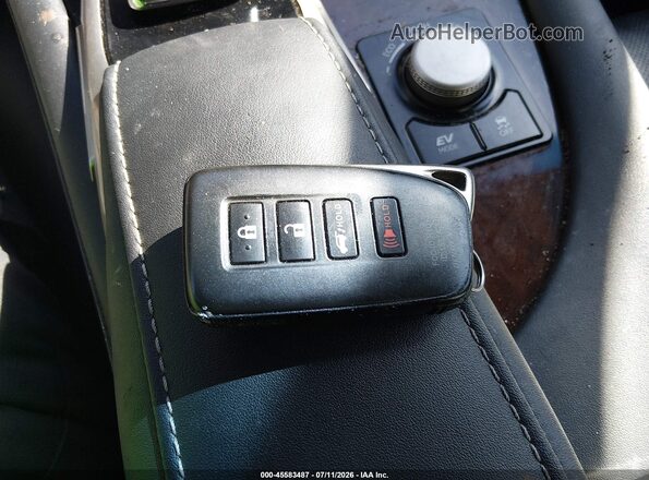 2T2BGMCA3JC021394 2018 LEXUS RX 450H Белый Вид панели приборов