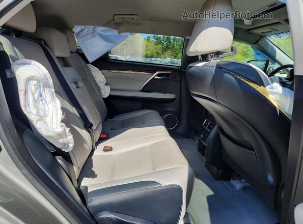 2T2BZMCA2HC116386 2017 LEXUS RX Silver უკანა სალონის ხედი