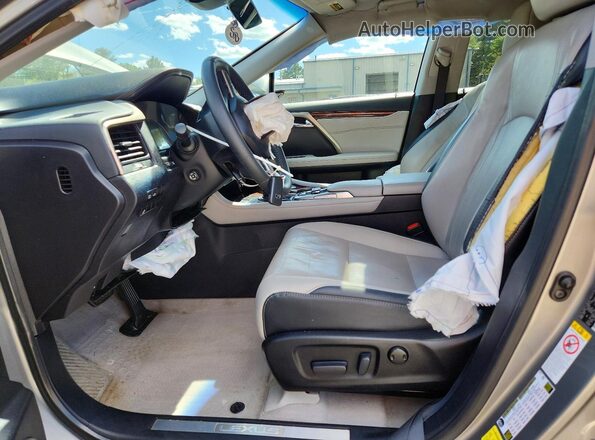 2T2BZMCA2HC116386 2017 LEXUS RX Silver წინა სალონის ხედი