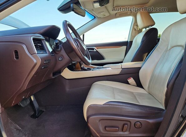 2T2BZMCA6HC086342 2017 LEXUS RX Черный Вид салона спереди