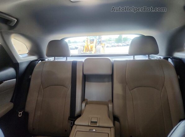 2T2BZMCA8HC111371 2017 LEXUS RX Серебряный Вид задних сидений