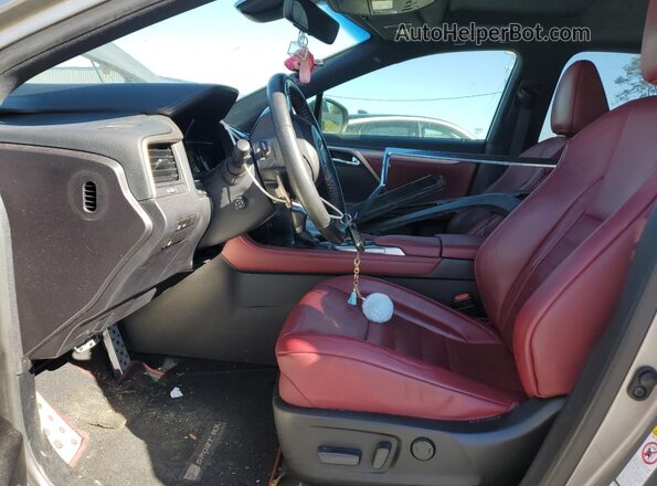 2T2BZMCA8JC167364 2018 LEXUS RX Silver Widok wnętrza z przodu