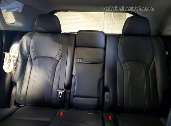 2T2BZMCA9JC166742 2018 LEXUS RX Silver Widok tylnych siedzeń