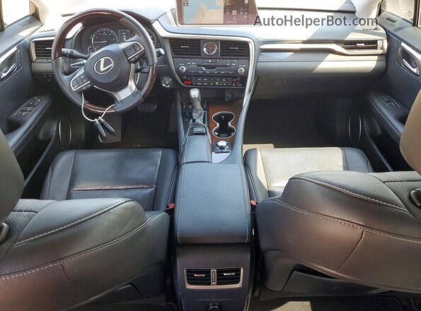2T2BZMCAXJC147908 2018 LEXUS RX Белый Вид панели приборов