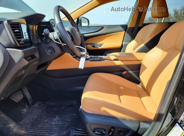 2T2GGCEZ3RC056032 2024 LEXUS NX Black Вид салону спереду