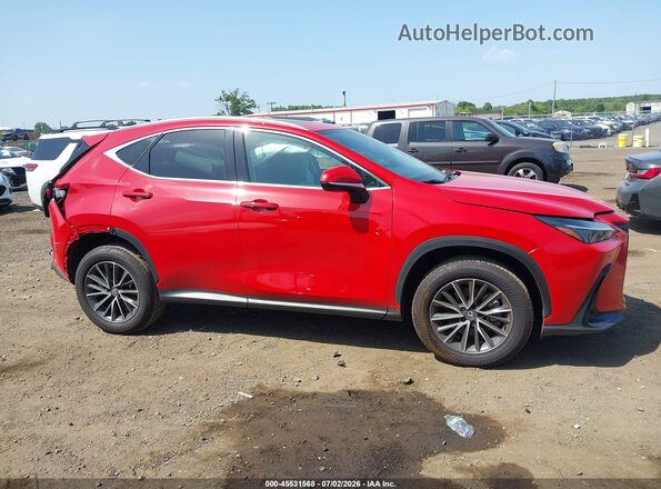 2T2GGCEZ6SC082999 2025 LEXUS NX 350 Red Widok wnętrza z tyłu