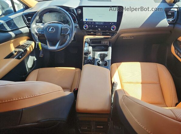 2T2GKCEZ0PC015742 2023 LEXUS NX Charcoal Vista del salpicadero