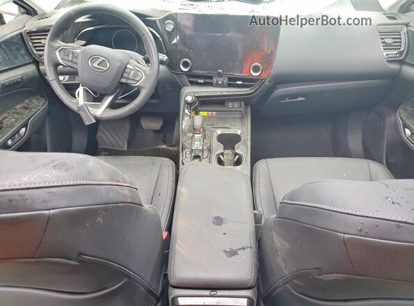 2T2GKCEZ5NC007441 2022 LEXUS NX Белый Вид панели приборов
