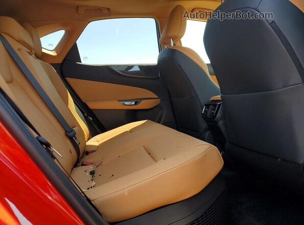 2T2GKCEZ7SC047953 2025 LEXUS NX Red უკანა სალონის ხედი