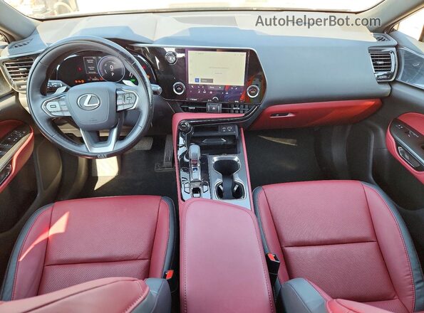 2T2GKCEZ9SC033942 2025 LEXUS NX Black Widok deski rozdzielczej