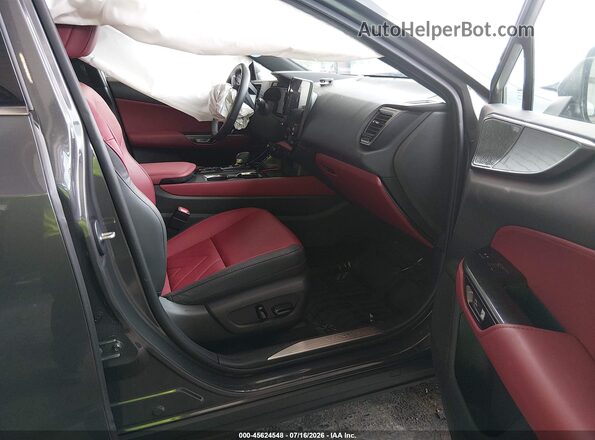 2T2HKCEZ3RC031389 2024 LEXUS NX 350H Серый Вид салона спереди