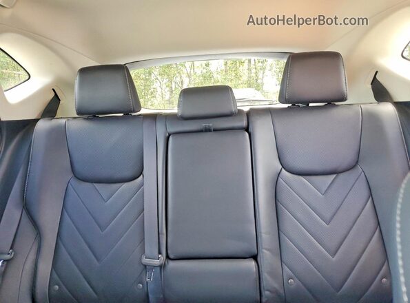 2T2HKCEZXRC024598 2024 LEXUS NX Gray Widok tylnych siedzeń