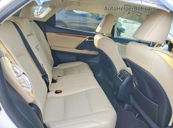 2T2HZMAA5MC194801 2021 LEXUS RX White Rear interior view