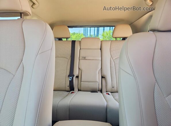 2T2HZMDA1LC238593 2020 LEXUS RX Красный Вид задних сидений