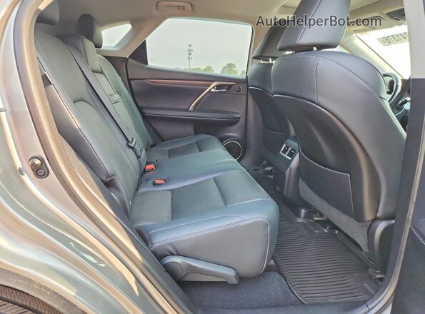 2T2HZMDA7MC258803 2021 LEXUS RX Silver Widok wnętrza z tyłu