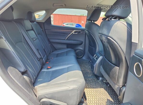 2T2HZMDA8NC363366 2022 LEXUS RX White Vista interior trasera