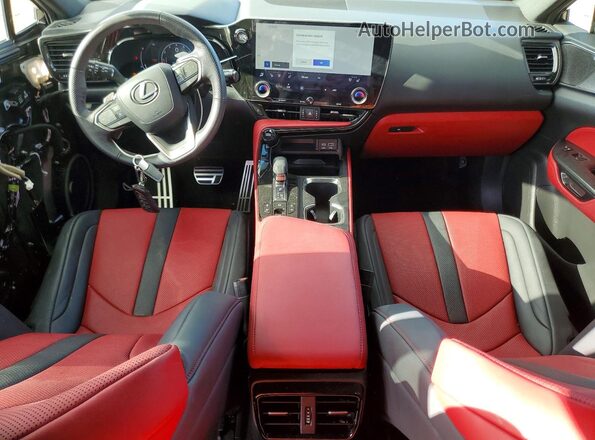 2T2KGCEZ9RC049614 2024 LEXUS NX Черный Вид панели приборов