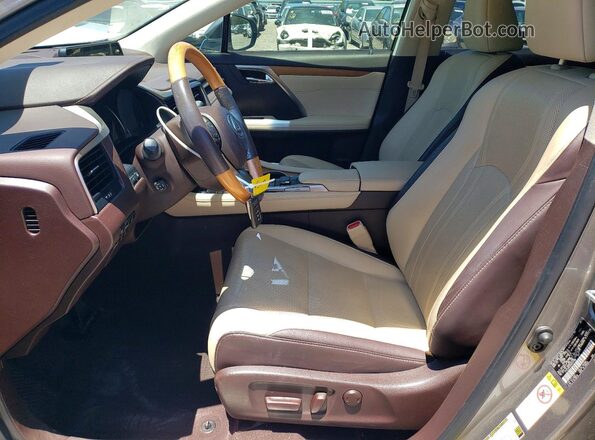 2T2ZZMCA2HC074798 2017 LEXUS RX Silver წინა სალონის ხედი