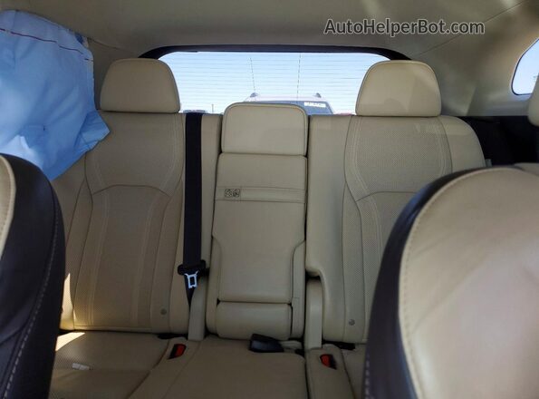 2T2ZZMCA2JC099125 2018 LEXUS RX Silver Вид задніх сидінь