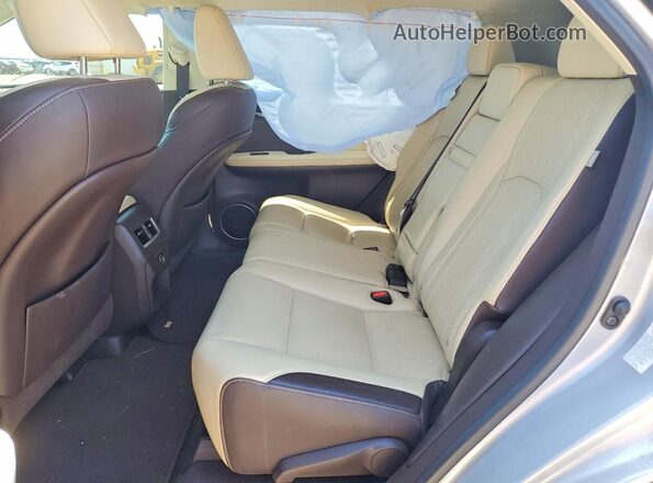 2T2ZZMCA2JC099125 2018 LEXUS RX Silver Вид задньої частини салону