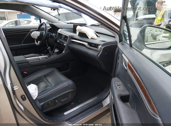 2T2ZZMCA3JC101979 2018 LEXUS RX 350 Champagne Вид салону спереду
