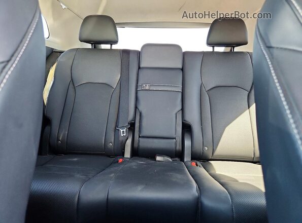 2T2ZZMCA5JC115642 2018 LEXUS RX Серебряный Вид задних сидений