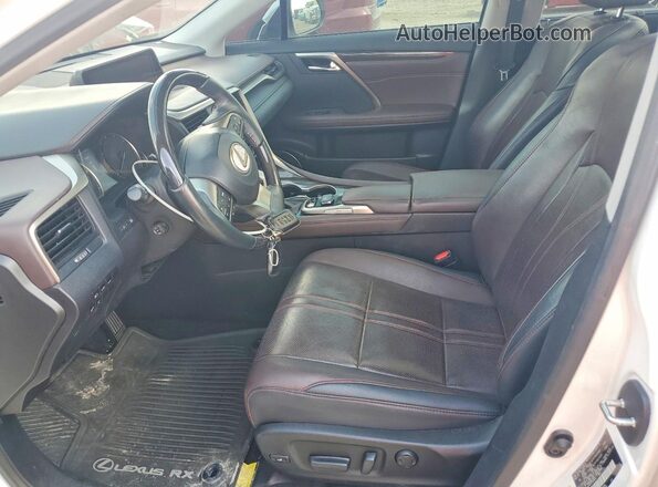 2T2ZZMCA6HC040976 2017 LEXUS RX Белый Вид салона спереди