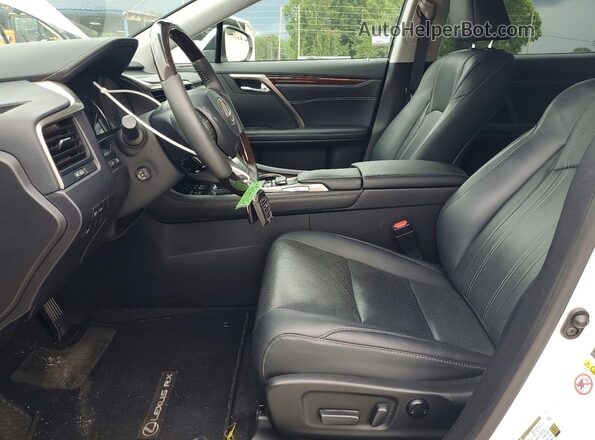 2T2ZZMCA6HC052903 2017 LEXUS RX White Вид салону спереду