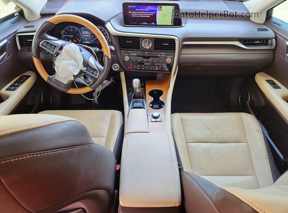 2T2ZZMCA8JC096035 2018 LEXUS RX Белый Вид панели приборов