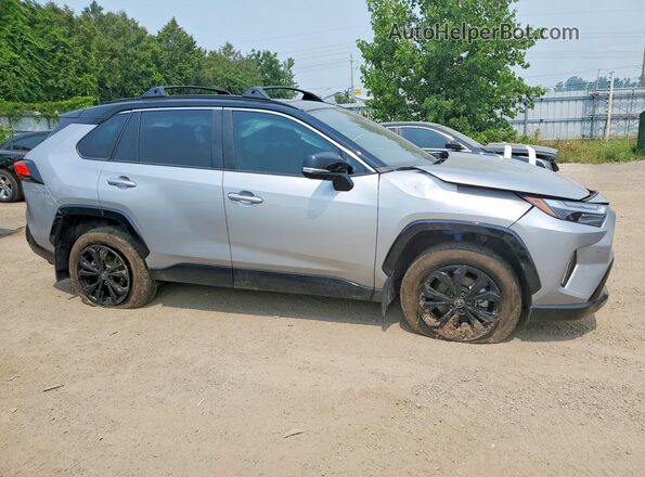 2T35WRFV8SW272614 2025 TOYOTA RAV4 Серебряный Передняя правая четверть