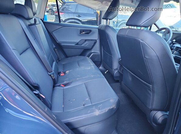 2T36CRAV3TC011799 2026 TOYOTA RAV4 Blue Vista interior trasera
