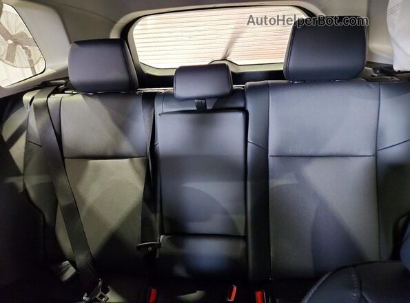 2T36CRAV5TC009620 2026 TOYOTA RAV4 Gray Vista de los asientos traseros