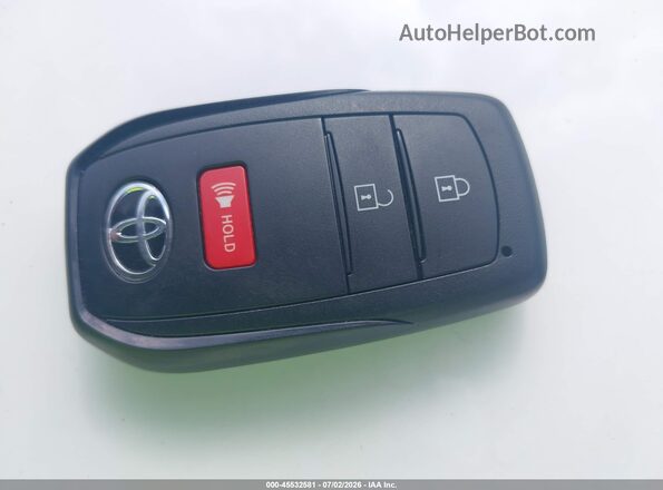 2T36CRAV6TC013790 2026 TOYOTA RAV4 White Vista del salpicadero