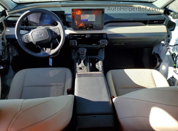 2T36CRAV8TC004038 2026 TOYOTA RAV4 White Dashboard view