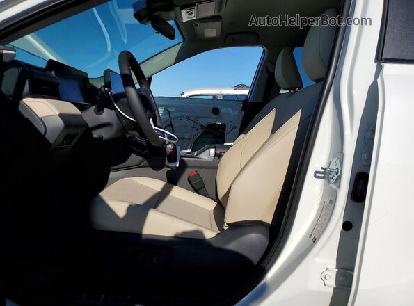 2T36CRAV8TC004038 2026 TOYOTA RAV4 White Front interior view
