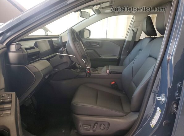 2T36CRAV9TC004825 2026 TOYOTA RAV4 Gray Вид салону спереду