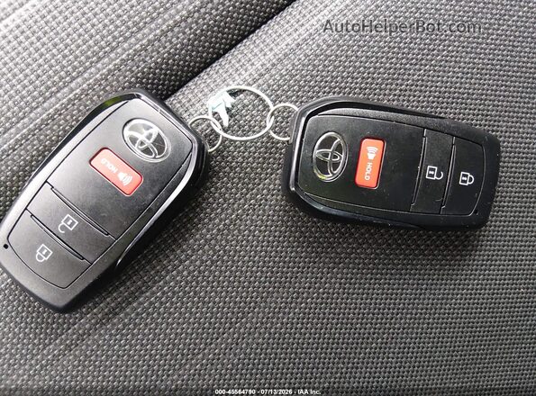2T36DRBV2TW014042 2026 TOYOTA RAV4 Blue Вид панелі приладів