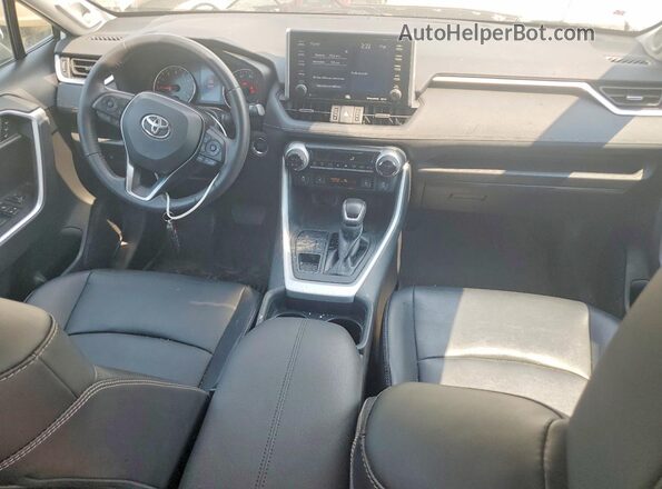 2T3A1RFV0MW153794 2021 TOYOTA RAV4 White წინა პანელის ხედი