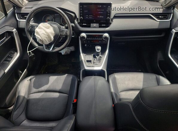 2T3A1RFV0NC265496 2022 TOYOTA RAV4 Silver Widok deski rozdzielczej