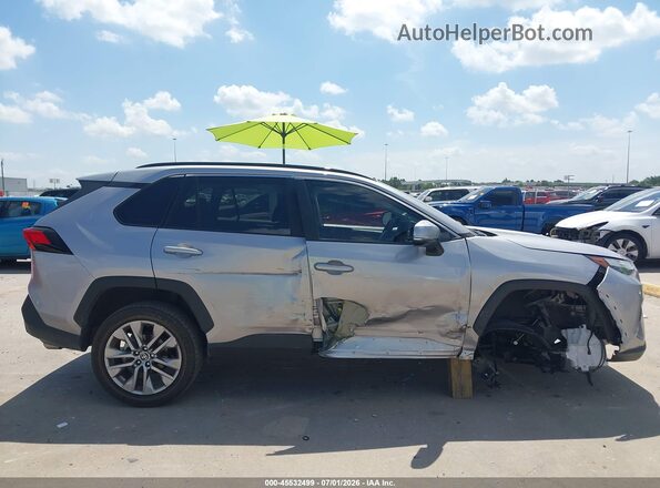 2T3A1RFV0NC292598 2022 TOYOTA RAV4 Silver Սալոնի 360 աստիճան տեսք