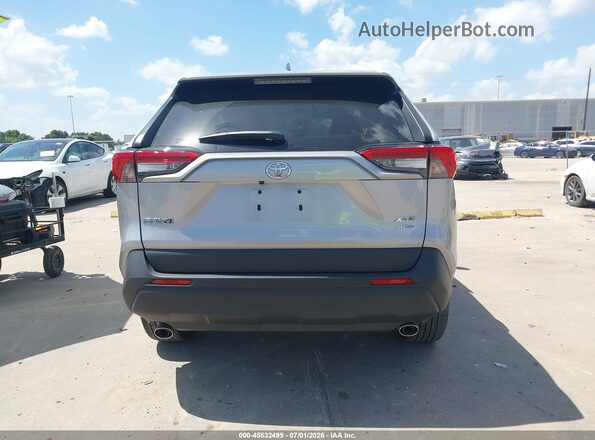 2T3A1RFV0NC292598 2022 TOYOTA RAV4 Silver 