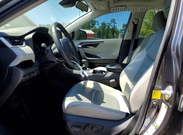 2T3A1RFV1MC190306 2021 TOYOTA RAV4 Gray Front interior view